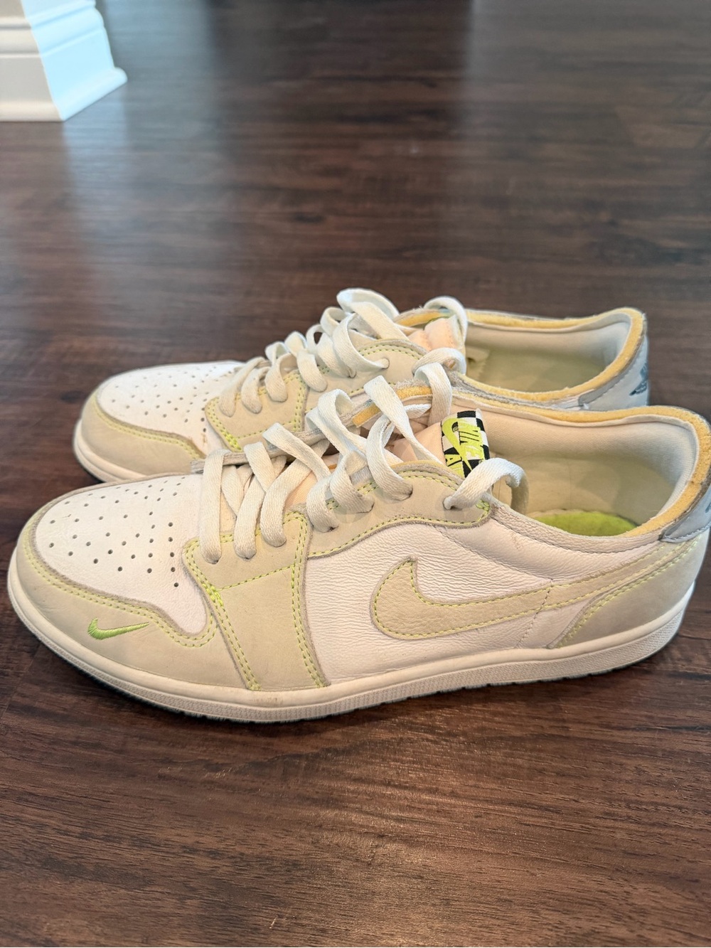 Men’s Air Jordan Low-Top Lime Light Nike Dunks